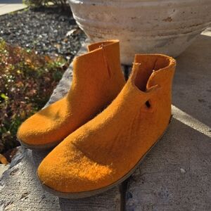 Glerups Orange 100% Pure Wool Calfskin Sole Orange Sz 41 10W 8M High Visibility